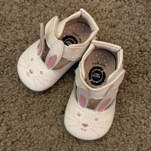 Infant shoes size 0-6 months by Livie&Luca